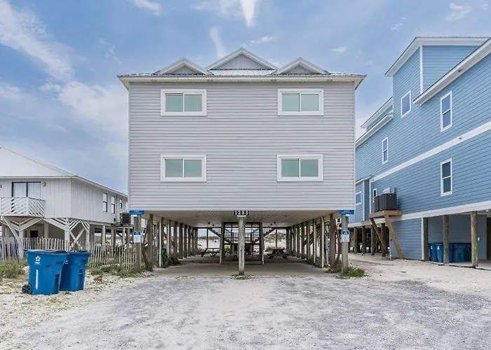Holiday home Bonhomme Richard East By Youngs Suncoast *